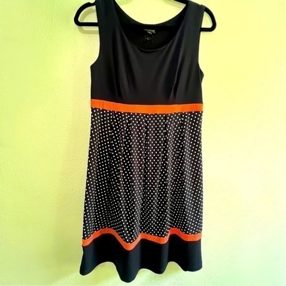 EnFocus Studio sleeveless navy/white polka dot dress w/pink trim. Sz 8. EUC.